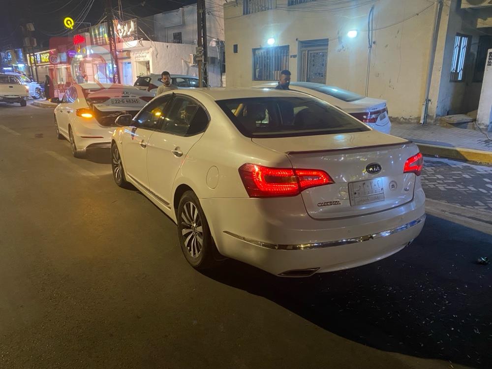 Kia Cadenza